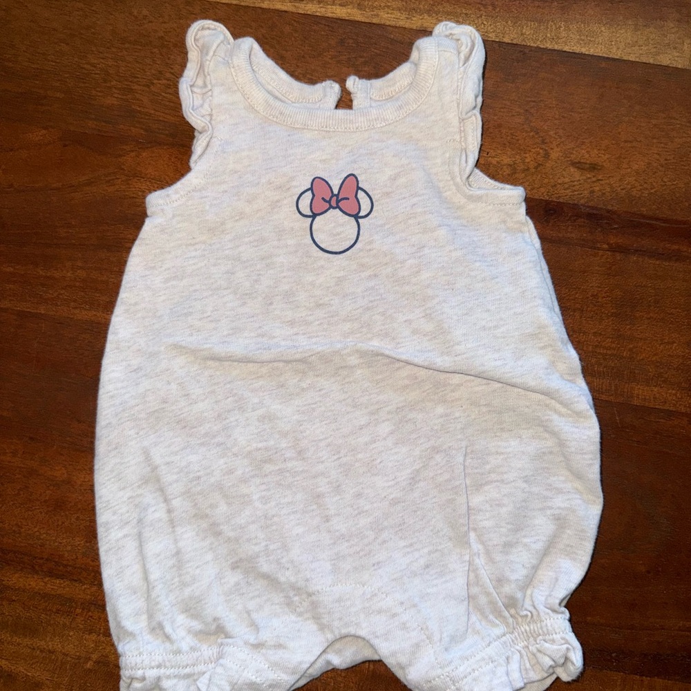 Gap x Disney Cream Baby Romper with Bow Accents‎ Minnie Mouse